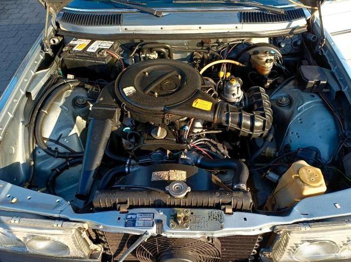 Mercedes-Benz 200 W123 1981, photo 10